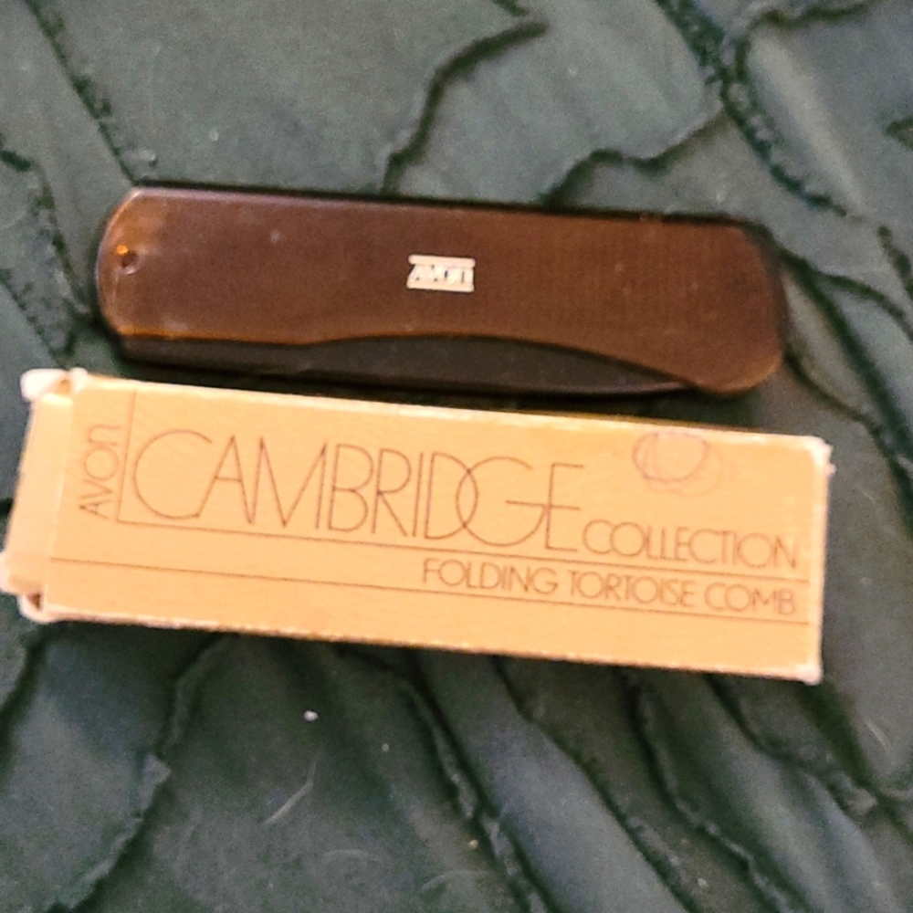 Vintage Avon Folding Tortoise Comb